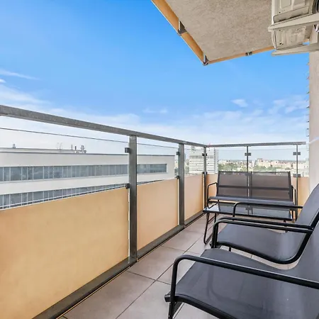 Lam Pop Up - Ac - View - Free Parking Pozsony