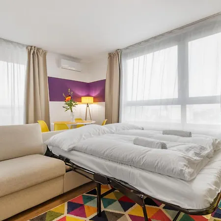 Lam Pop Up - Ac - View - Free Parking Apartment Bratislava